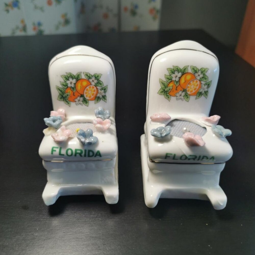 Set of 2,‎ Florida Souvenir Rocking Chair Pin Cushion Vintage Flowers & Oranges